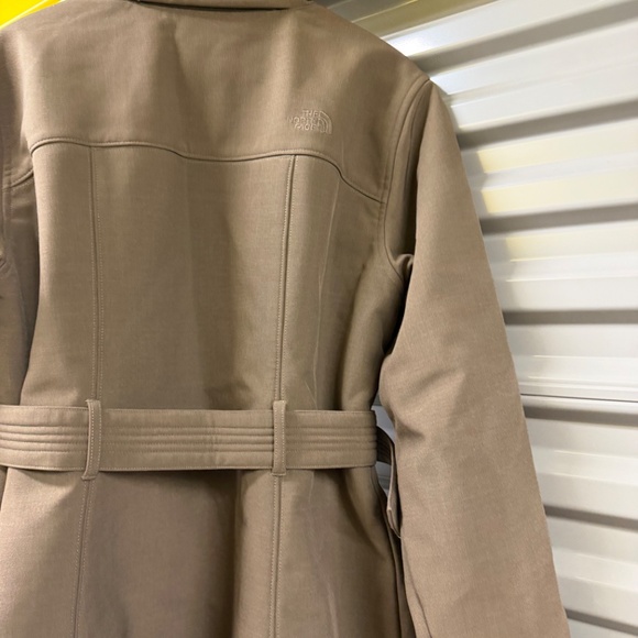 Winter jacket - Picture 2 of 9